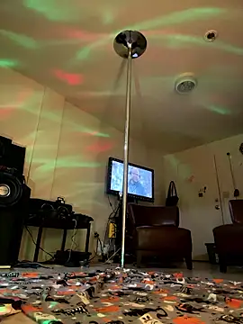 red-ember online show from 01-15-26, 06:07