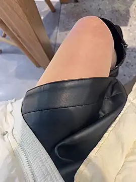 xiaoyuan01 online show from 02-05-26, 03:22