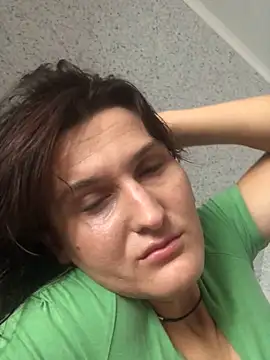 Snapshot of NikaSwan2831 chatting on 10-09-25, 10:13 NikaSwan2831 online show from 10-09-25, 10:13