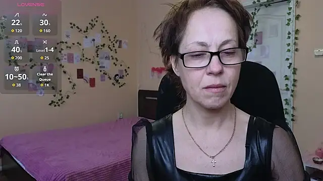 Snapshot of Ronda_Roni chatting on 02-05-26, 12:10 Ronda Roni online show from 02-05-26, 12:10