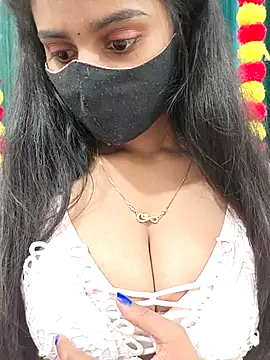 Snapshot of Aanya_hotty chatting on 11-20-25, 04:29 Aanya hotty online show from 11-20-25, 04:29