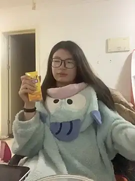 Hui521 online show from 10-11-25, 04:27