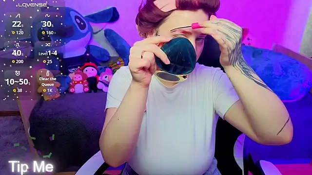 Snapshot of Mini_Lady1 chatting on 02-05-26, 08:41 Mini Lady1 online show from 02-05-26, 08:41