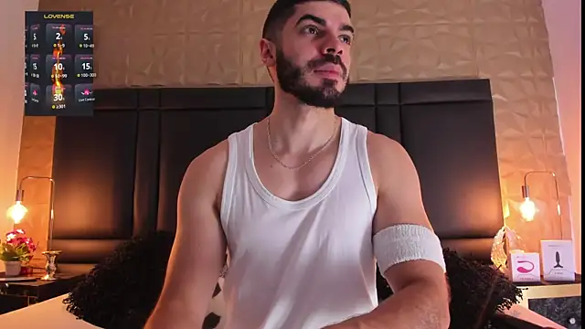 AxelThompson  online show from 10-08-25, 11:52