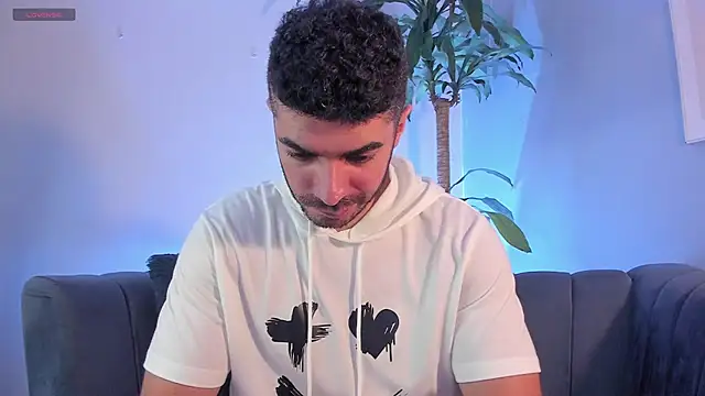 AxelThompson  online show from 01-09-26, 11:13