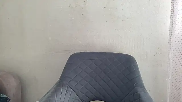 Snapshot of MonicaSweett chatting on 09-30-25, 05:56 MonicaSweett online show from 09-30-25, 05:56