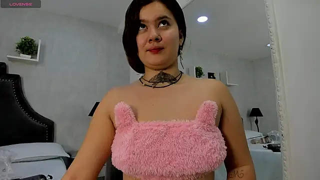 RosalineGrey online show from 10-13-25, 06:02