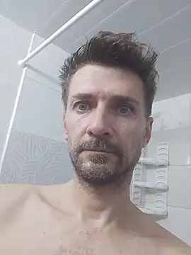 Snapshot of SmokeTouch chatting on 11-23-25, 09:03 SmokeTouch online show from 11-23-25, 09:03