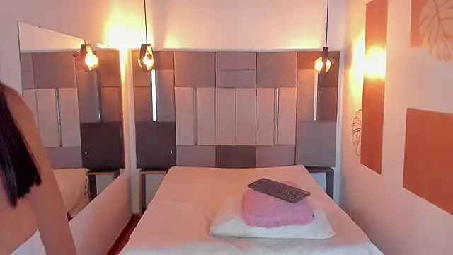 FreyrStone online show from 01-12-26, 04:18