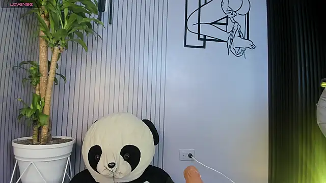 Im perla  online show from 10-29-25, 06:20