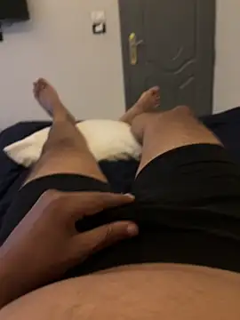 anaahmed30 online show from 10-02-25, 12:17