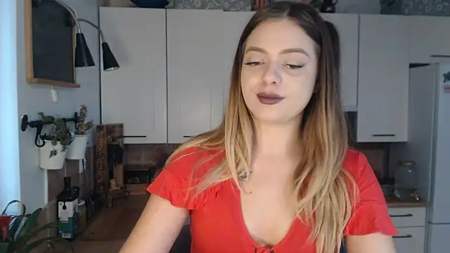 Snapshot of BuffyxLUST chatting on 12-02-25, 08:08 BuffyxLUST online show from 12-02-25, 08:08