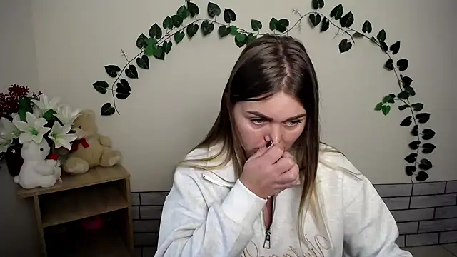 Snapshot of Magic_Katarina_ chatting on 10-09-25, 06:44 Magic Katarina online show from 10-09-25, 06:44