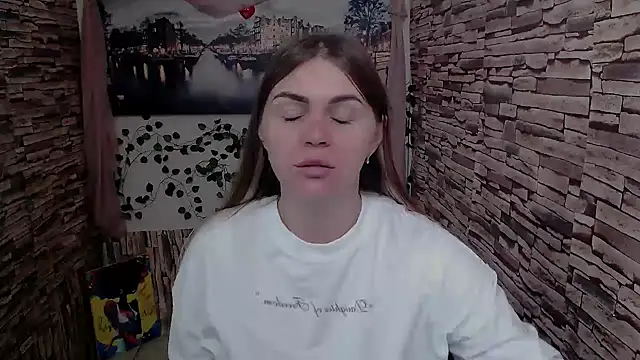 Snapshot of Magic_Katarina_ chatting on 11-04-25, 08:02 Magic Katarina online show from 11-04-25, 08:02