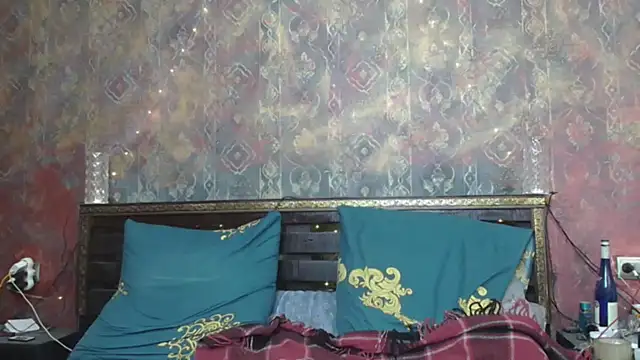 Snapshot of Susie_su chatting on 11-06-25, 10:49 Susie su online show from 11-06-25, 10:49