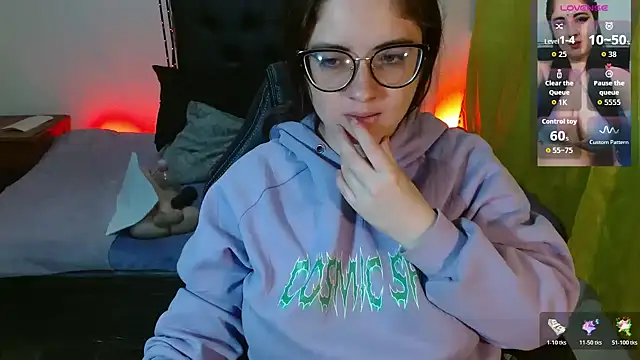 KrystalAdams online show from 11-11-25, 01:11