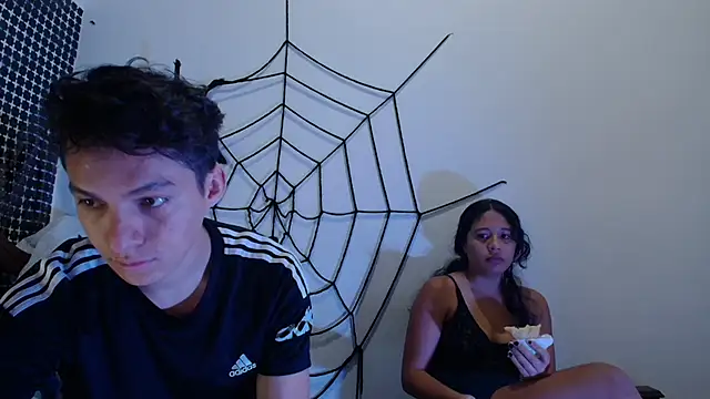 Aria Arthur online show from 10-17-25, 12:30