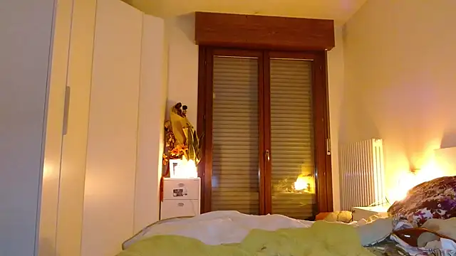 refem9 online show from 10-25-25, 05:19