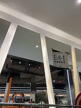 Ninazhang online show from 11-19-25, 01:38