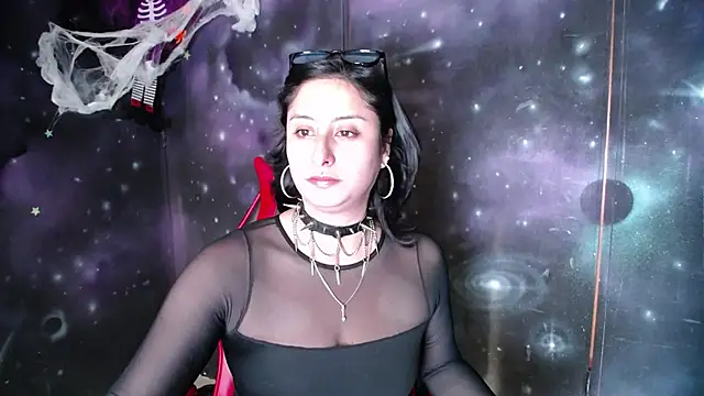 CristaldelLeon s online show from 10-01-25, 08:04