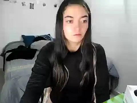 Snapshot of Came-II chatting on 10-30-25, 11:11 Came-II online show from 10-30-25, 11:11