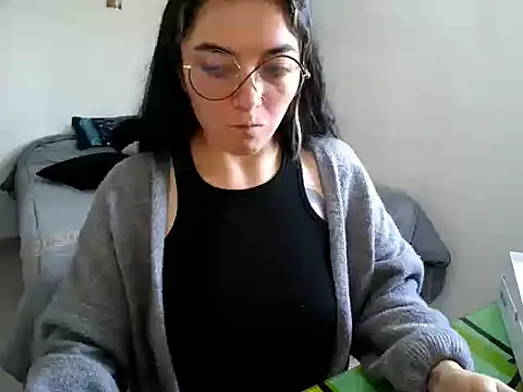 Snapshot of Came-II chatting on 11-07-25, 11:54 Came-II online show from 11-07-25, 11:54