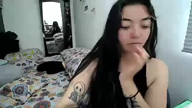 Snapshot of Came-II chatting on 11-24-25, 01:22 Came-II online show from 11-24-25, 01:22