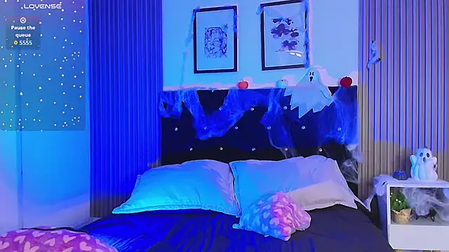 ashlycarteer online show from 10-10-25, 07:02