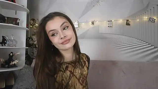 EvoletteLouLou online show from 11-24-25, 04:40