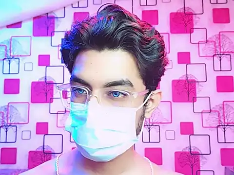 Snapshot of ChiseledCharm chatting on 10-27-25, 07:07 ChiseledCharm online show from 10-27-25, 07:07