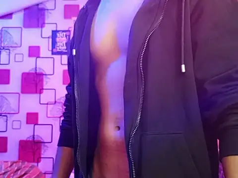 Snapshot of ChiseledCharm chatting on 11-24-25, 07:02 ChiseledCharm online show from 11-24-25, 07:02