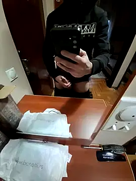 Snapshot of busters32 chatting on 03-20-26, 04:45 busters32 online show from 03-20-26, 04:45