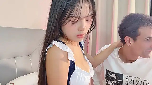 19cmfuck18girl online show from 11-05-25, 04:18