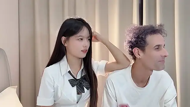 19cmfuck18girl online show from 11-16-25, 02:55