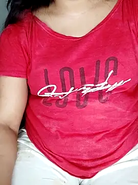 Snapshot of monalisa639536 chatting on 03-02-26, 08:15 monalisa639536 online show from 03-02-26, 08:15