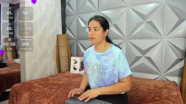 GreciaFox1 online show from 11-13-25, 11:20