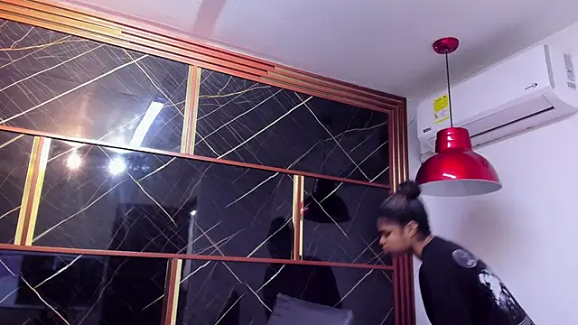 HannyThompson online show from 10-11-25, 12:26