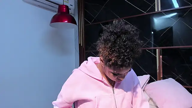 HannyThompson online show from 12-18-25, 12:33