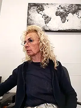 clarabell4 online show from 02-25-26, 10:25