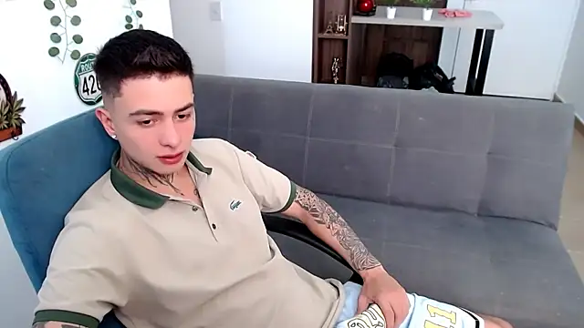 santii ss online show from 03-16-26, 02:43