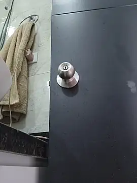 Yessica Lopezz online show from 10-20-25, 12:49