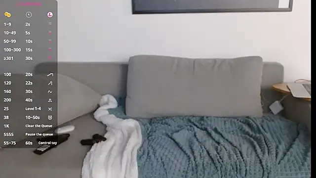 Snapshot of alloallo420 chatting on 10-22-25, 05:52 alloallo420 online show from 10-22-25, 05:52