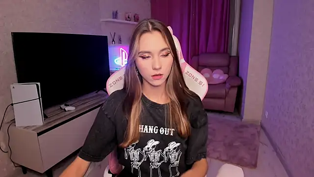 EllaCurtis online show from 03-02-26, 06:04