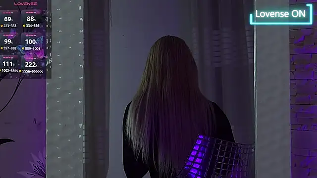 LucyLextonX online show from 09-29-25, 04:28