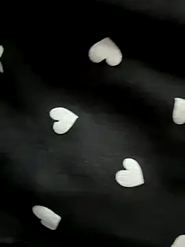 LinYi Office online show from 10-17-25, 01:09