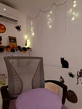 LeilaEbony online show from 10-06-25, 02:25