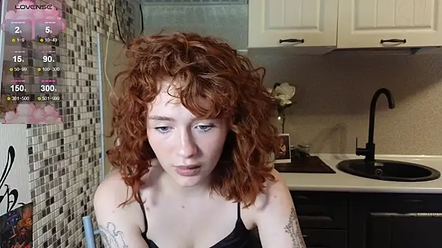 Snapshot of jelly_cherry chatting on 10-21-25, 08:20 jelly cherry online show from 10-21-25, 08:20