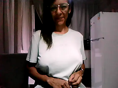 Vanestrip 69 online show from 04-17-26, 12:24