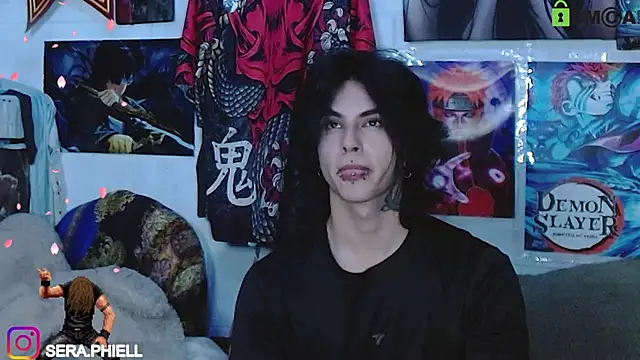 Snapshot of Seraphiell chatting on 12-14-25, 01:00 Seraphiell online show from 12-14-25, 01:00