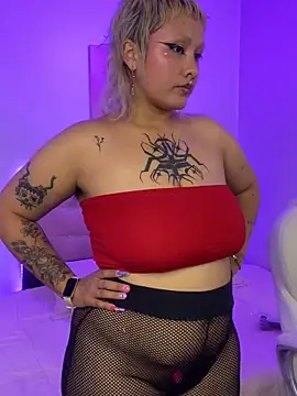 pink maddy online show from 09-27-25, 04:17